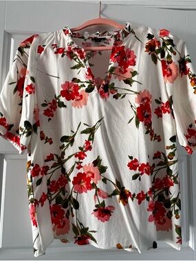 Ann Taylor Factory White V-Neck Blouse with Red, Pink & Green Floral Print